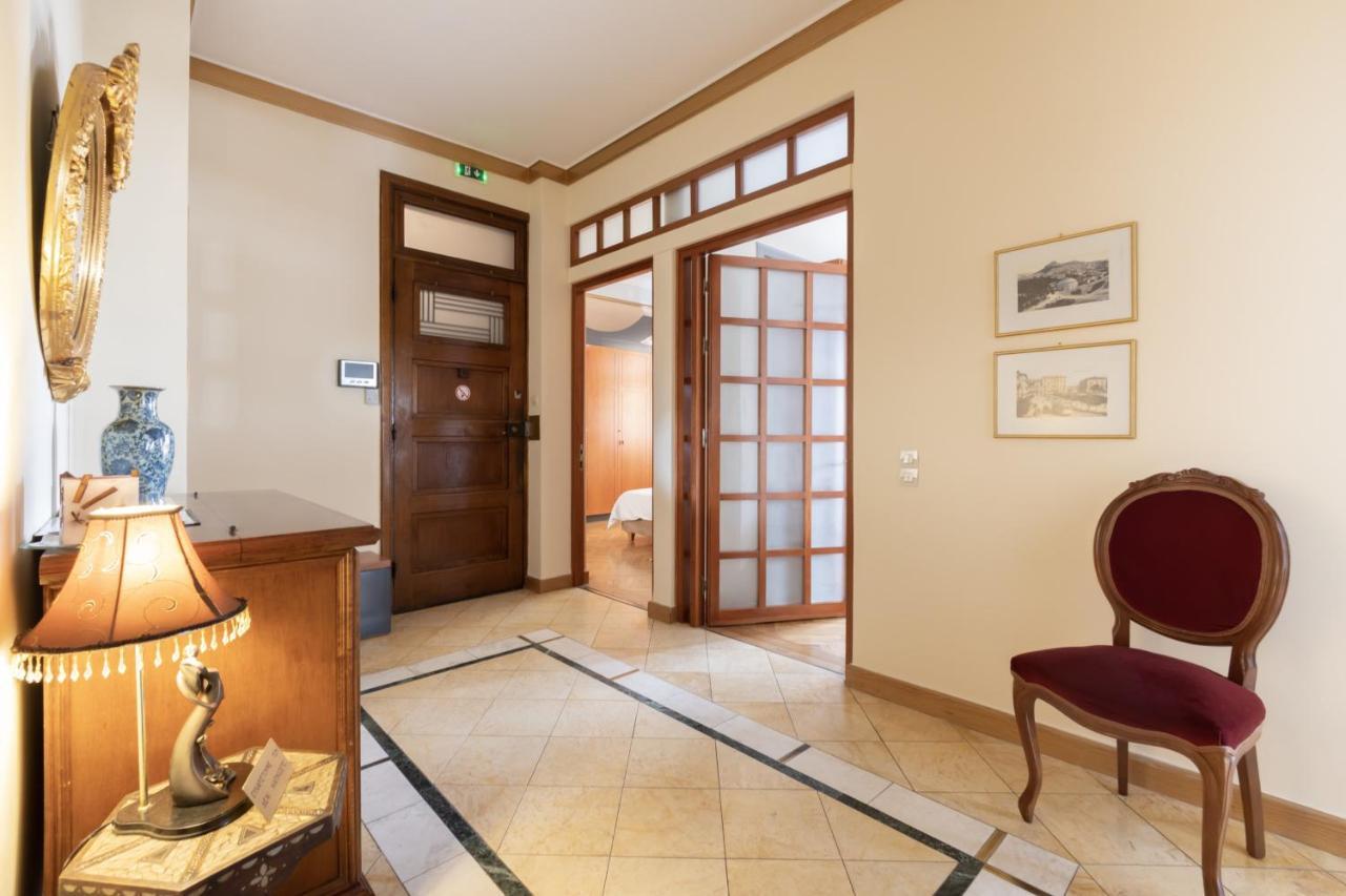 Ideal 4 Bdr Apartment In Plaka For 10! Athens Exterior photo
